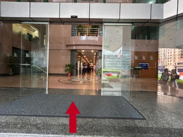 Arriving foot 4